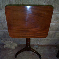 antique restorer hampshire